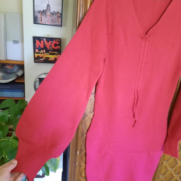 Red V Neck Latern Sleeve Side Slit Maternity Sweater Dress NWT! - Size M - Picture 6 of 15